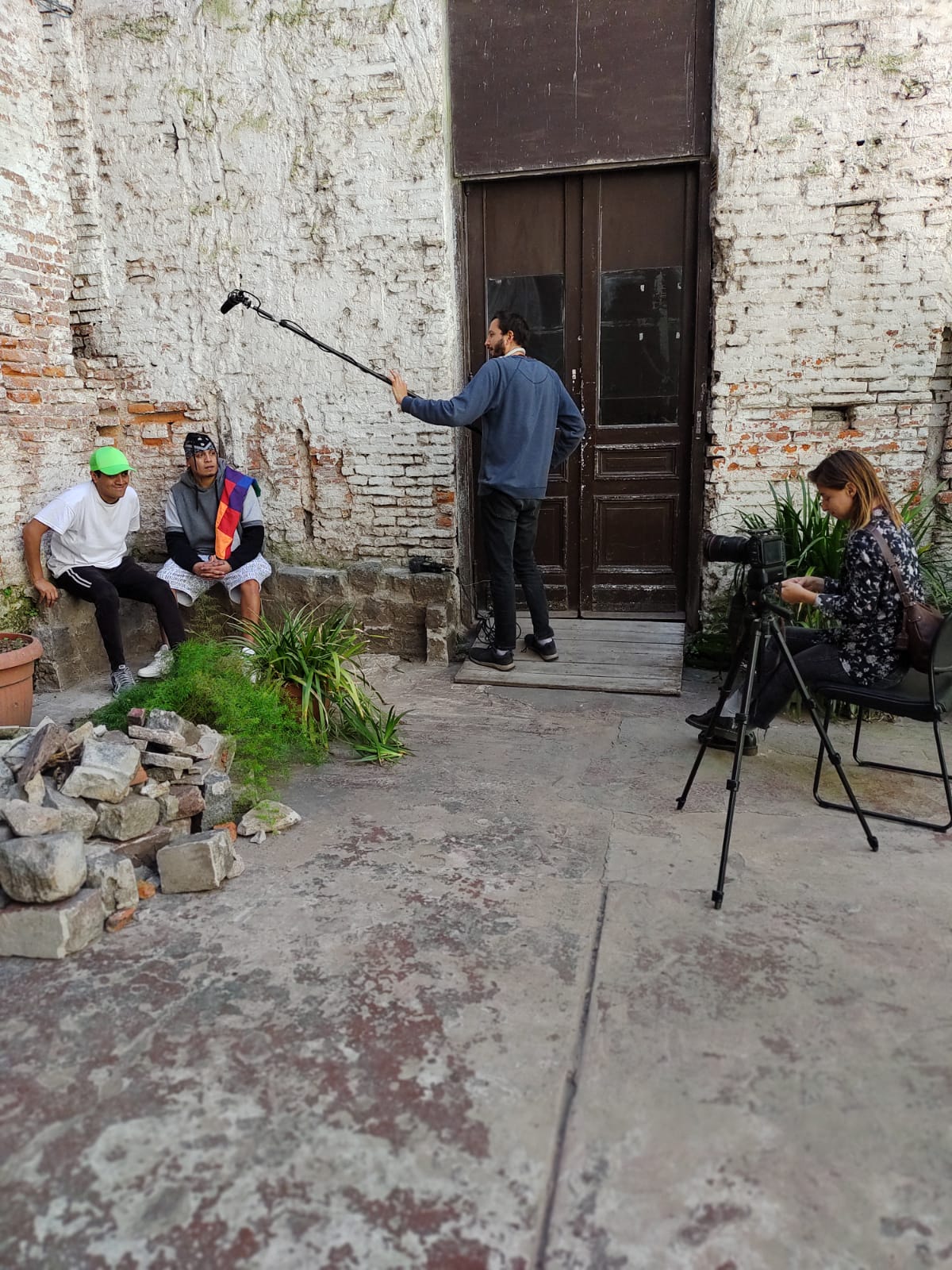 Brian and Nahuel Lopez during the shooting of the interview section with Ana Vivaldi and Felipe Ruggeles.
