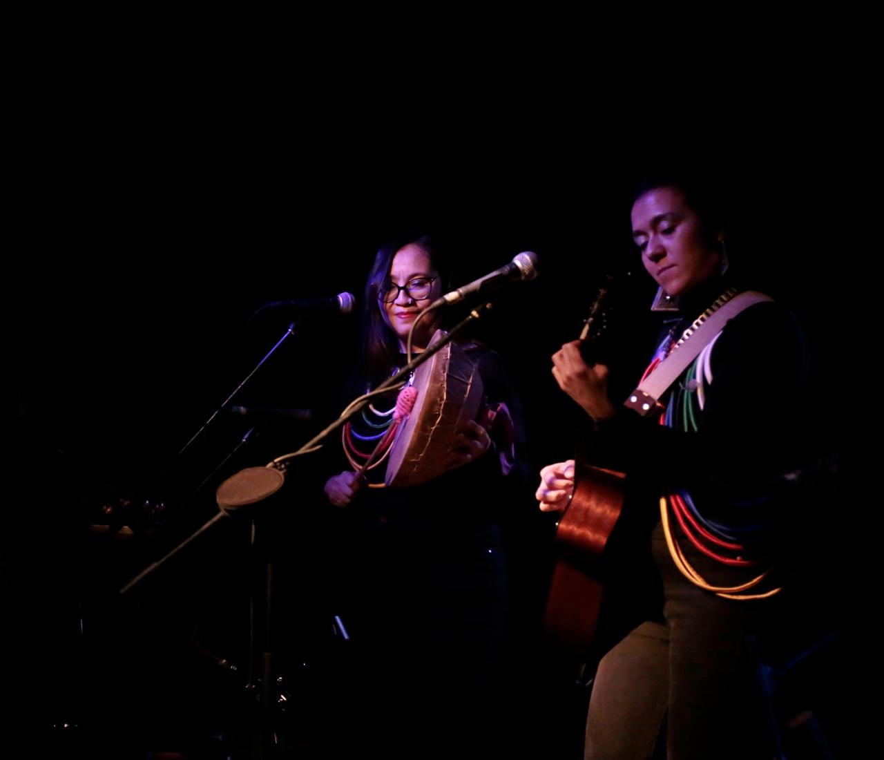 WeWay play with a dark background