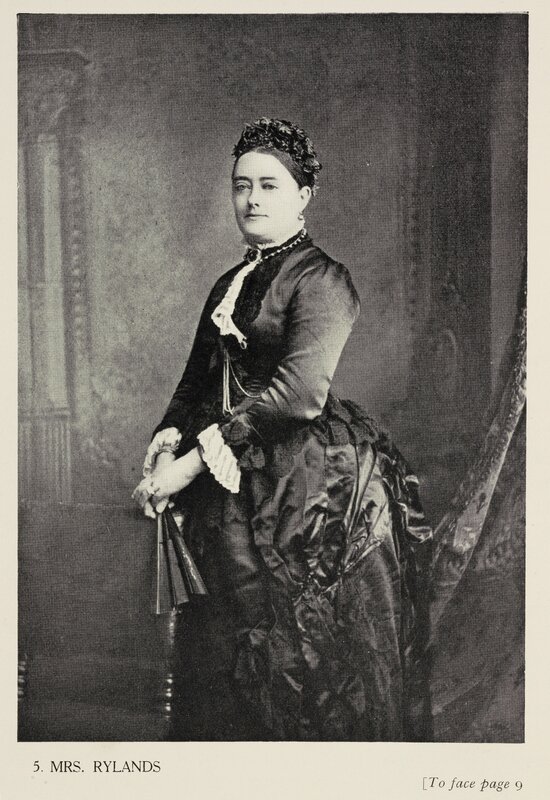Portrait photograph of Enriqueta Augustina Rylands